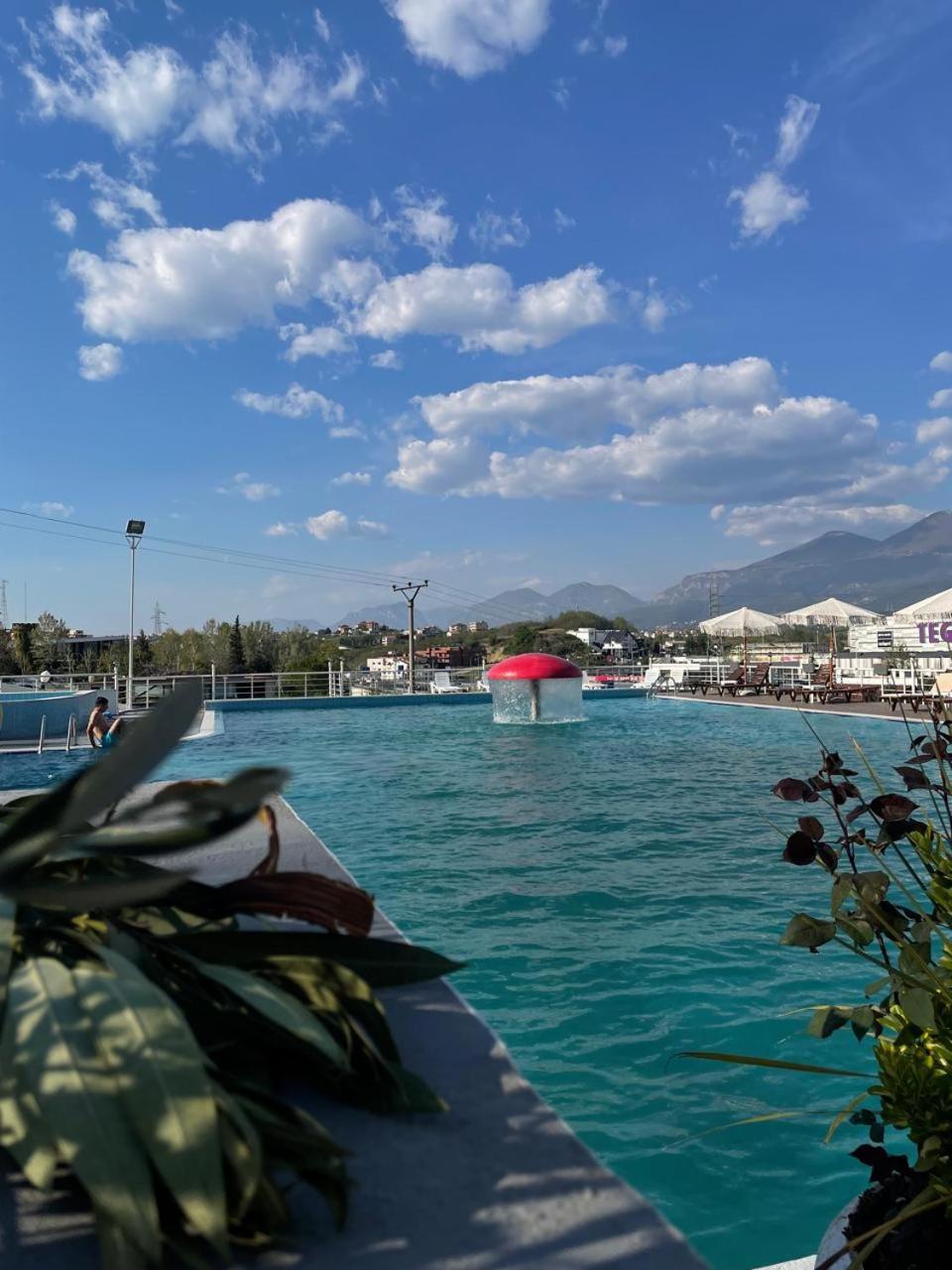 Misk & 5* Tirana